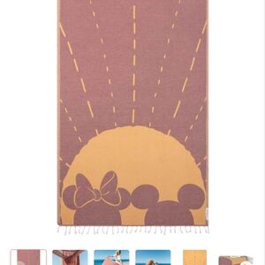 Sand Cloud Disney Mickey-Minnie Date At Sunrise Beach Towel NWT
